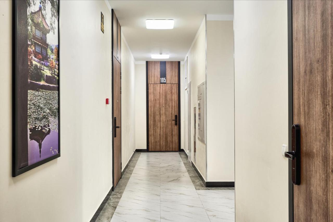 Raisson Aparthotel B172 Хан Шатыр Asztana Kültér fotó